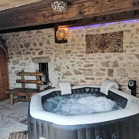La Chaumiere Magique Des Elfes Et Son Escape Game 3*