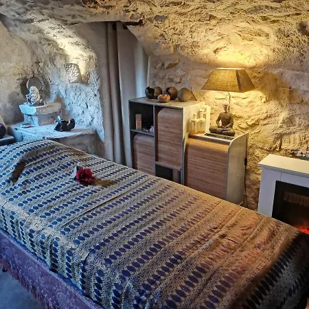 فندق مبيت وإفطار La Chaumiere Magique Des Elfes Et Son Escape Game 3*