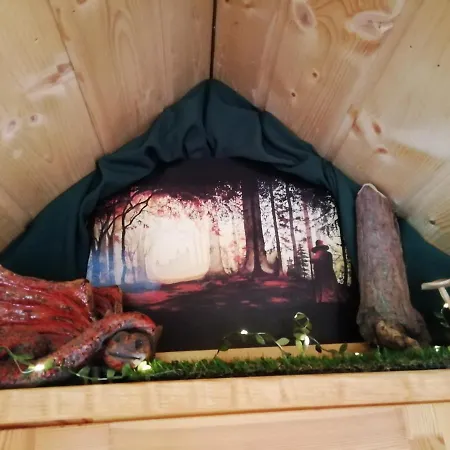La Chaumiere Magique Des Elfes Et Son Escape Game 3*