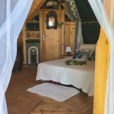 فندق مبيت وإفطار La Chaumiere Magique Des Elfes Et Son Escape Game 3*